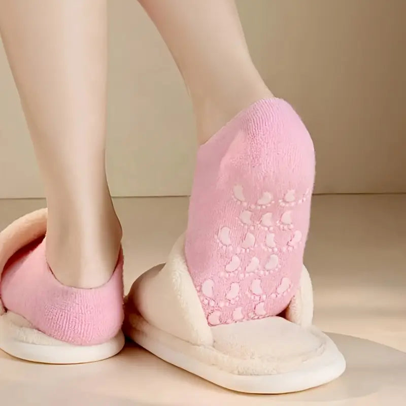 Winter Spa Gel Socks